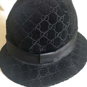 Gucci bucket hat